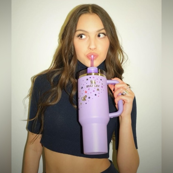 Olivia Rodrigo 40OZ Stanley Tumbler NIB EXCLUSIVE RARE BRAND NEW - Picture 1 of 9